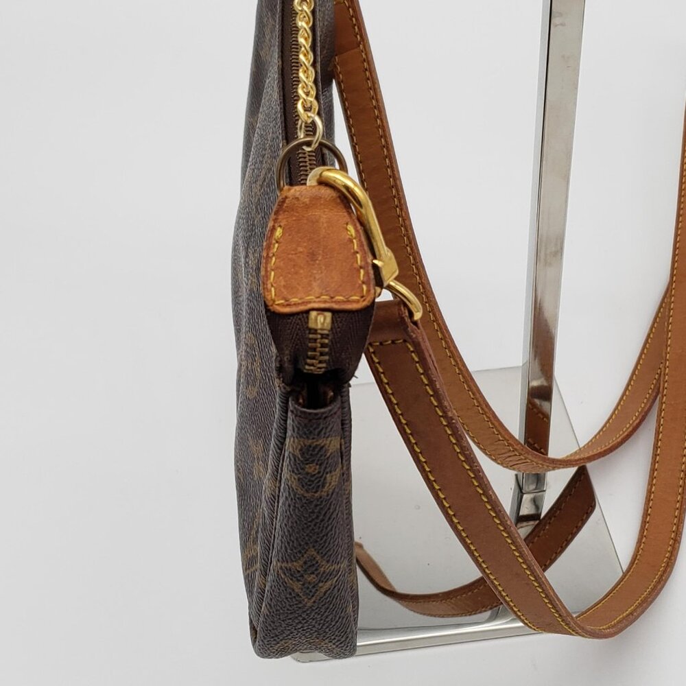 Louis Vuitton Pochette Accessoires Monogram Crossbody | LV Chain Shoulder Bag - Picture 8 of 16